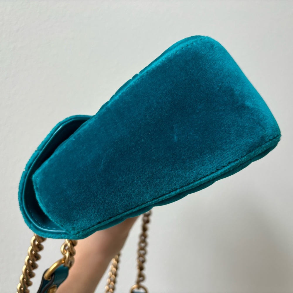 Gucci Velvet Matelasse Embroidered Small GG Marmont Shoulder Bag Pavone Cyan - Picture 6 of 15